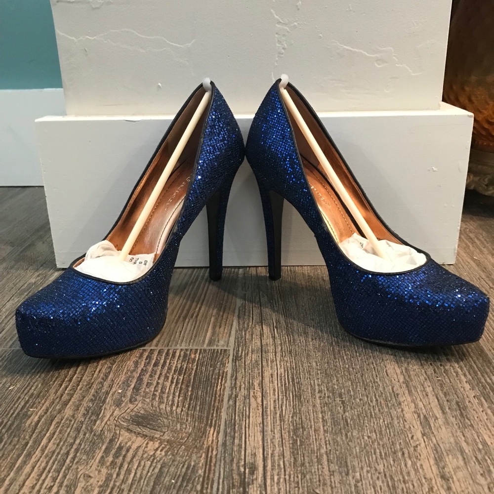 BCBGeneration Candie Glitter pumps!